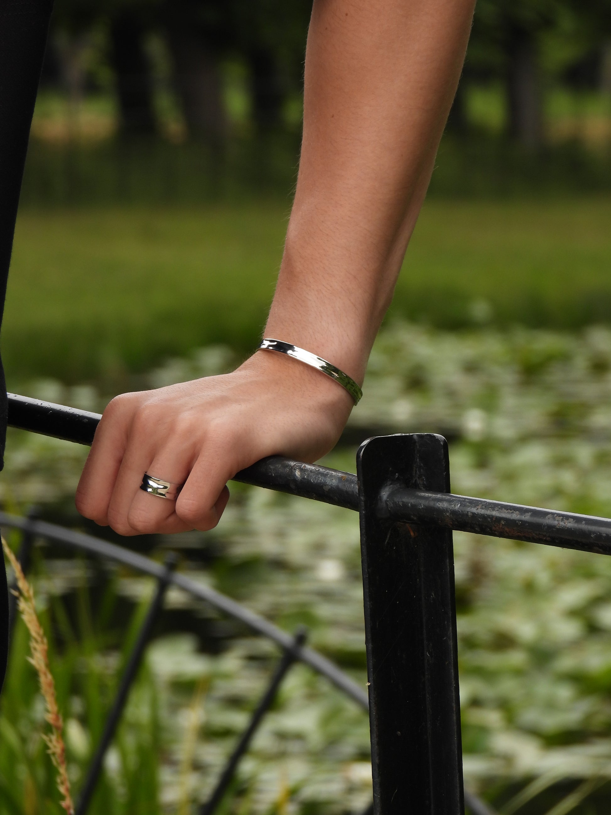 WAVE UNISIZE CUFF - SILVER