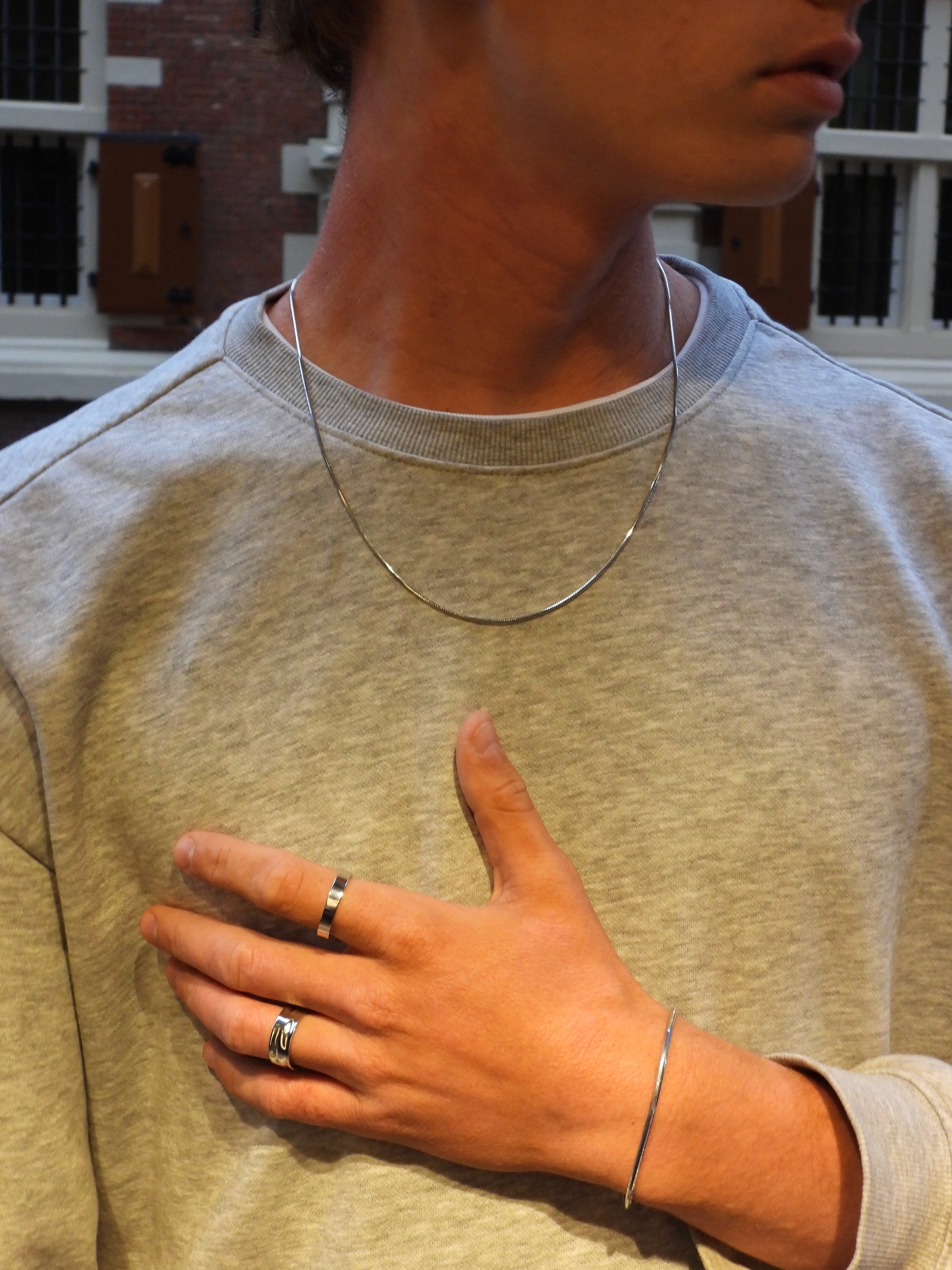 SERPE CHAIN NECKLACE- SILVER