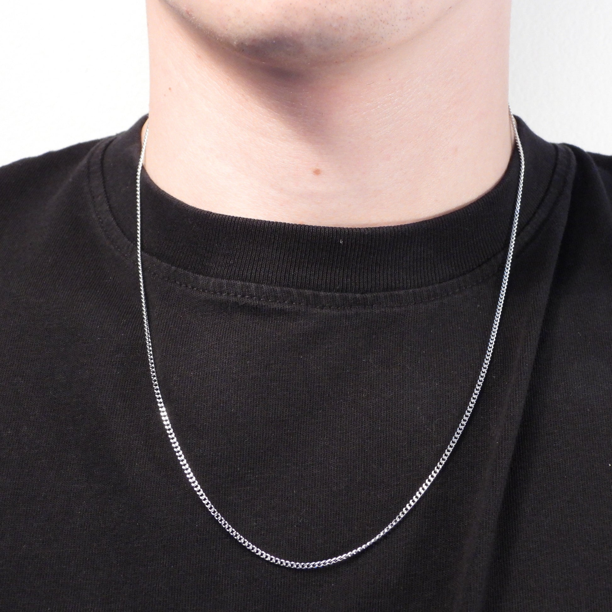 CUBAN CHAIN NECKLACE - SILVER