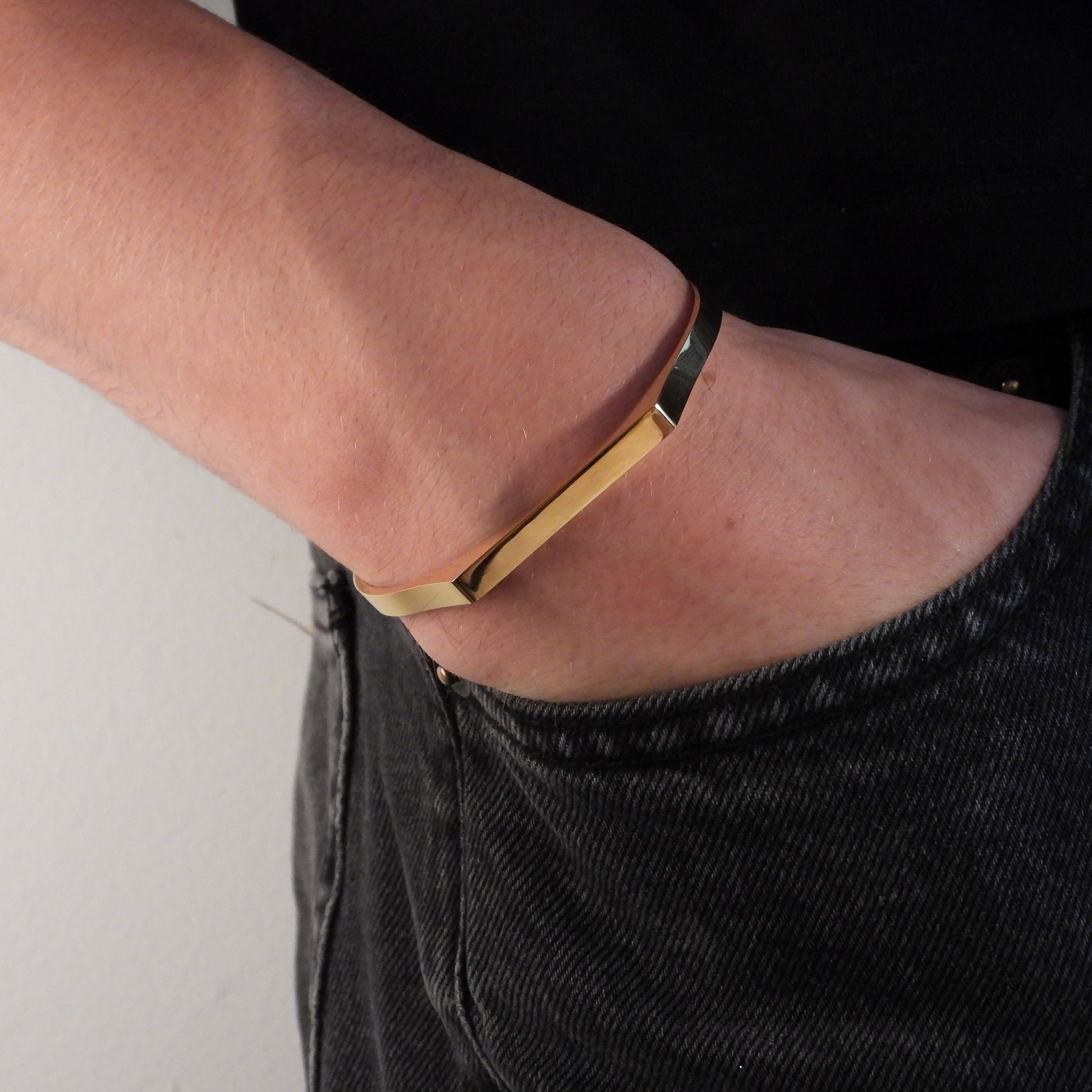 UNISIZE ACED CUFF - GOLD