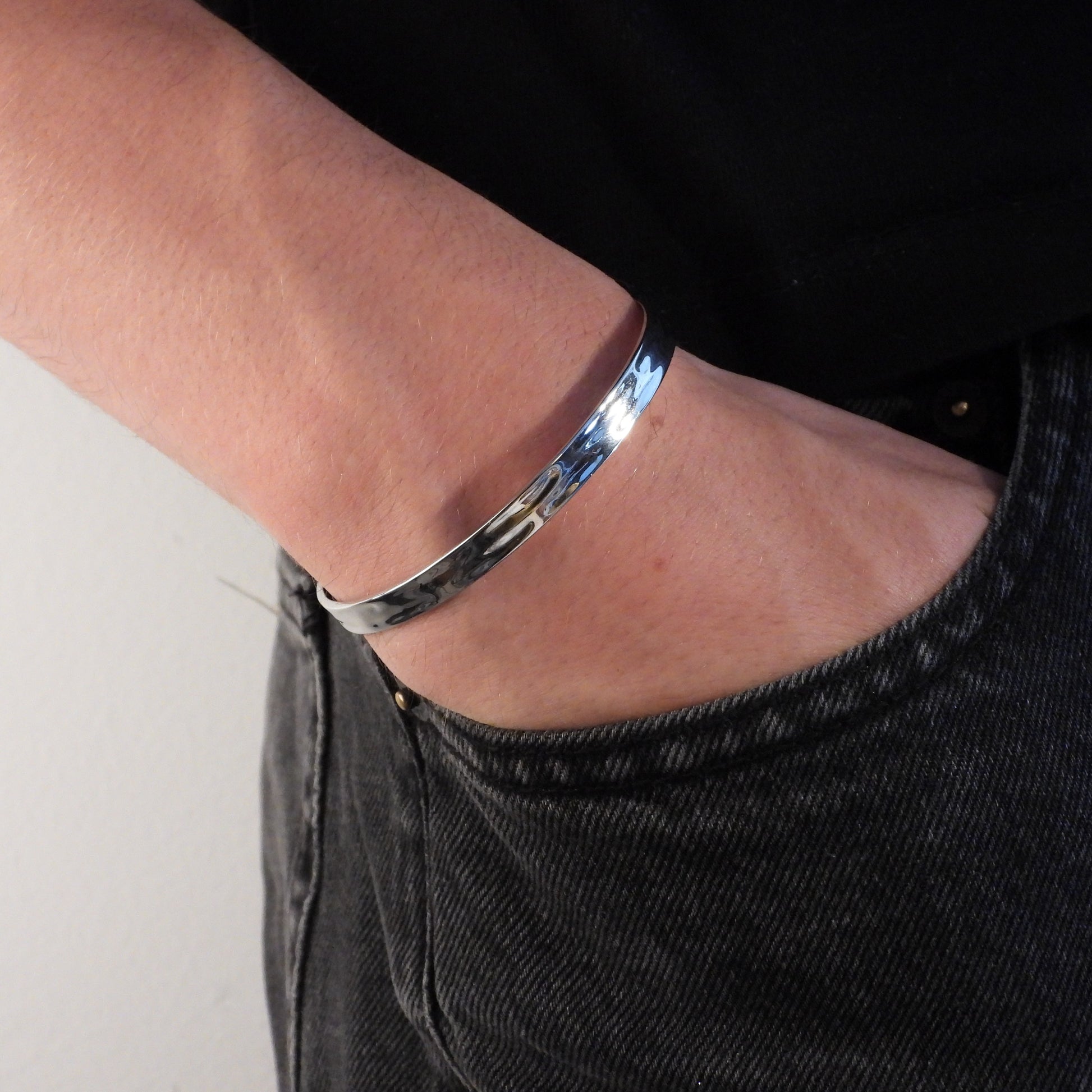 WAVE UNISIZE CUFF - SILVER