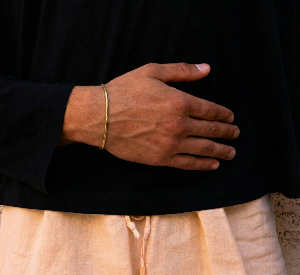 QUADRATISCHES KETTENARMBAND